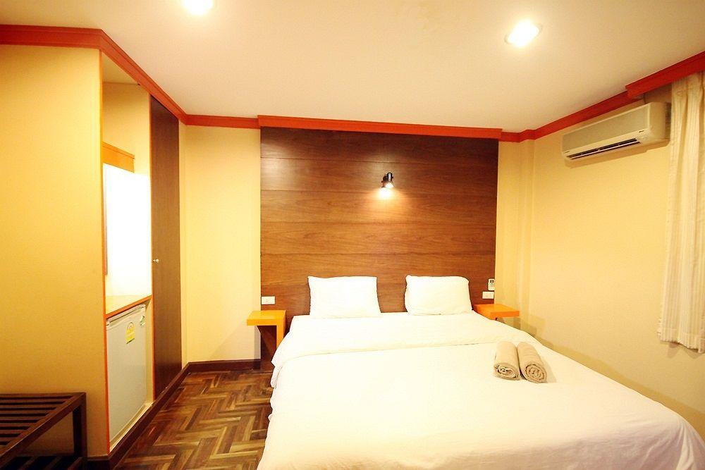 The Palm Delight Lodge Praia de Jomtien Exterior foto