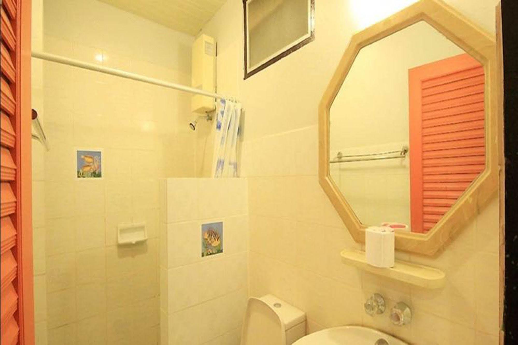 The Palm Delight Lodge Praia de Jomtien Exterior foto